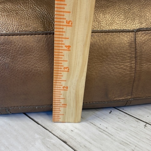 Fossil Bronze Metallic Large Hobo Tote - Picture 13 of 17